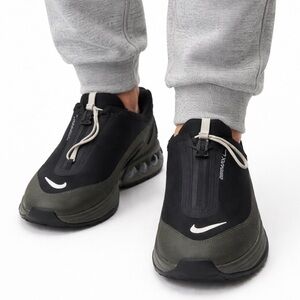 Nike Air Max Genome Utility Slip-On Black Gray Toggle Sneakers Men’s 11